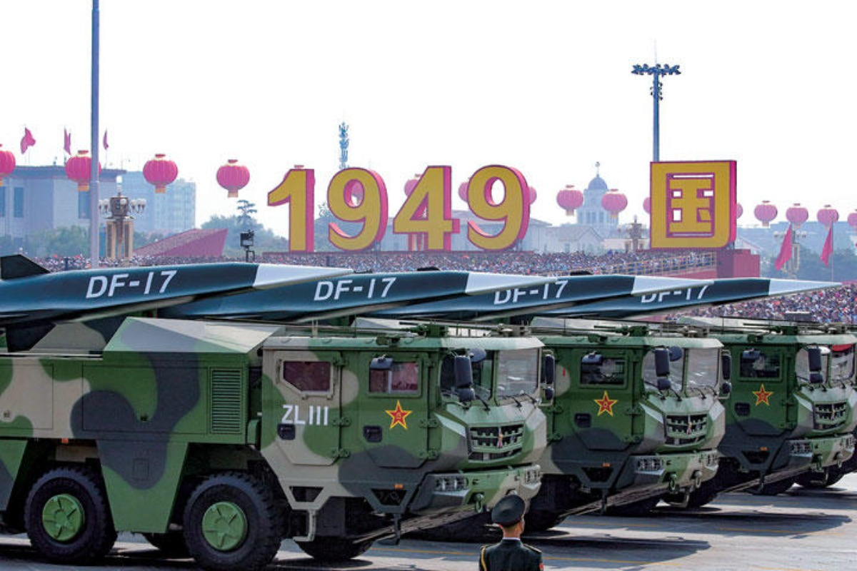 迎撃不可能？ 極超音速ミサイル兵器時代が到来。  - 中国では、人民解放軍が台湾に近い中国南東部の沿岸に極超音速ミサイル「東風17」を配備。